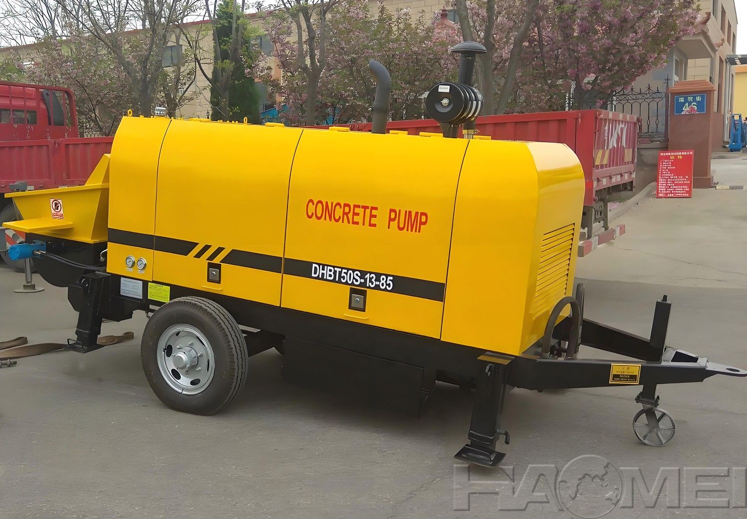 Trailer concrete pump.jpg